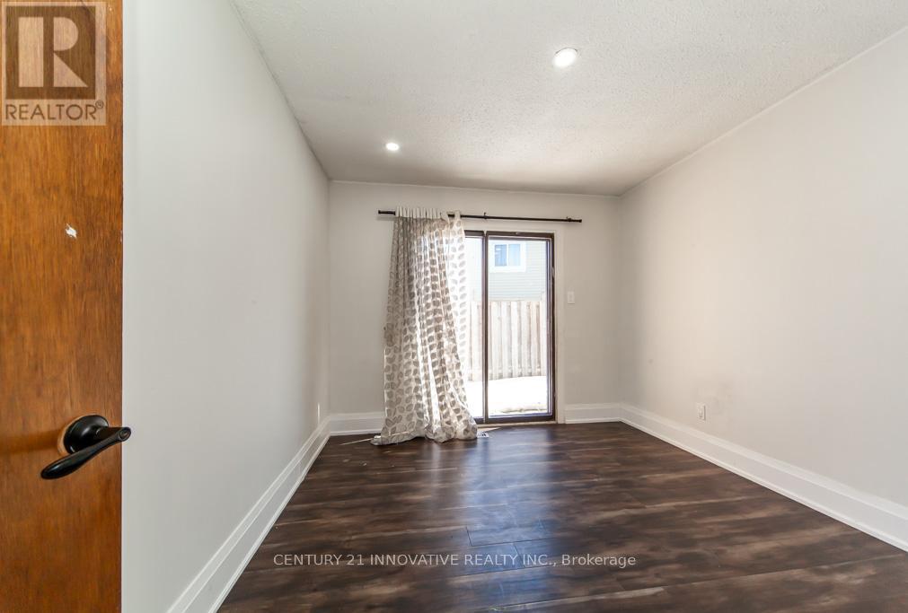 220 John Tabor Trail, Toronto, Ontario  M1B 2R4 - Photo 13 - E12015935