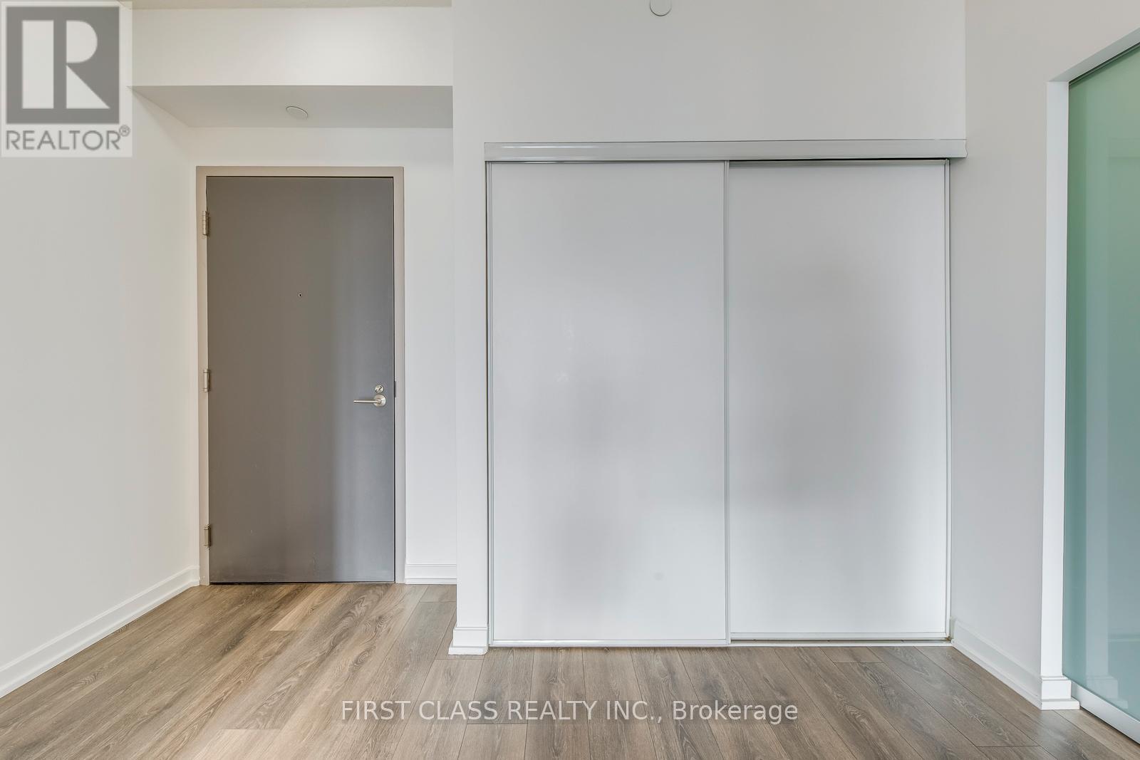 801 - 36 Forest Manor Road, Toronto, Ontario  M2J 1M1 - Photo 4 - C12082515
