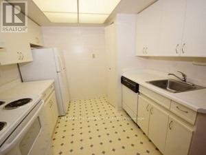 602 - 1001 Bay Street, Toronto, Ontario  M5S 3A6 - Photo 4 - C12082543