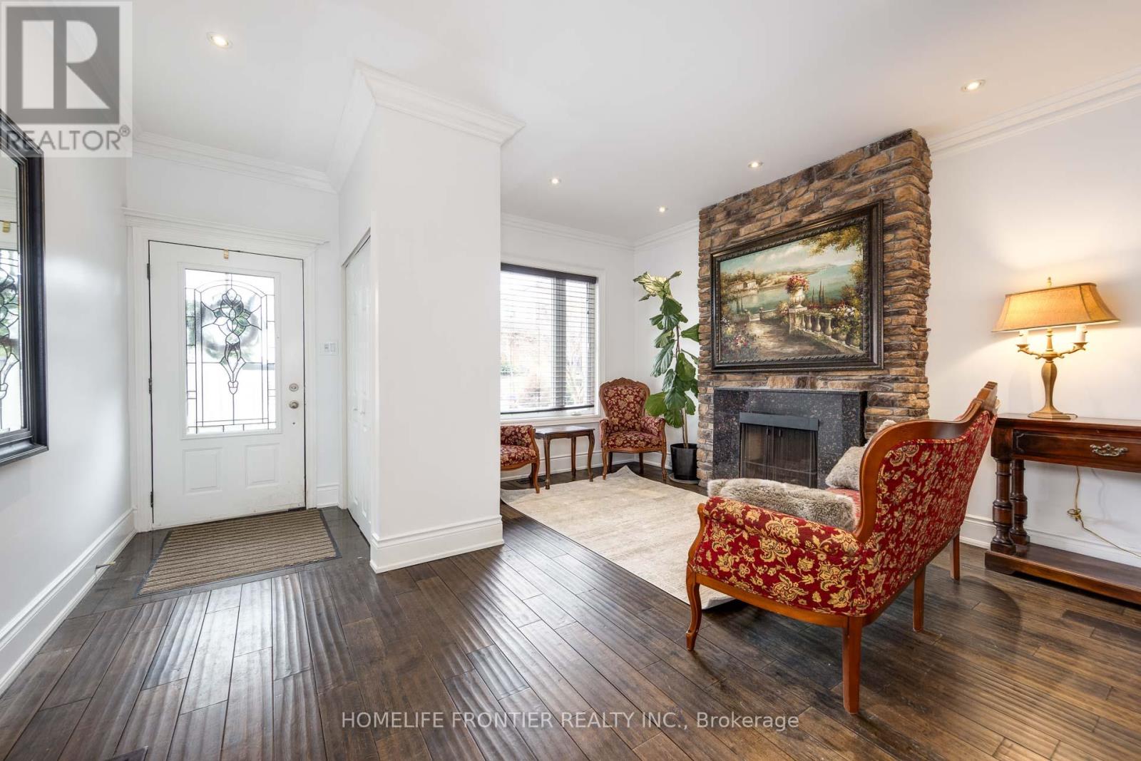 Property at 302 ROSELAWN AVENUE image 2