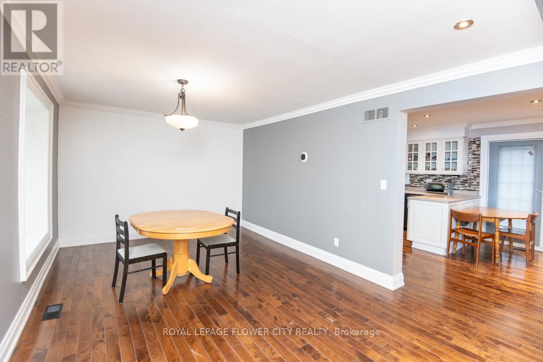 571 Sandra Crescent, Chatham-Kent, Ontario  N8A 2C8 - Photo 10 - X12076350
