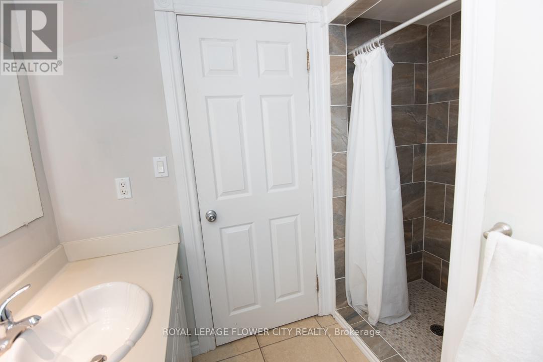 571 Sandra Crescent, Chatham-Kent, Ontario  N8A 2C8 - Photo 24 - X12076350