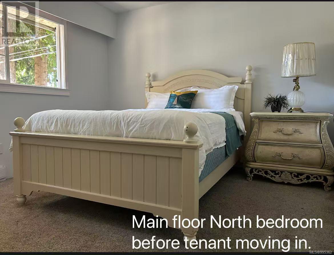 Property at 5531 Oceanview Terr image 3