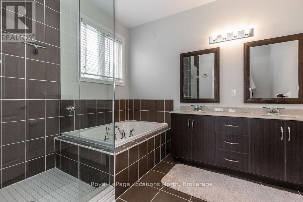 58 Waterview Road, Wasaga Beach, Ontario  L9Z 0E9 - Photo 17 - S12082561
