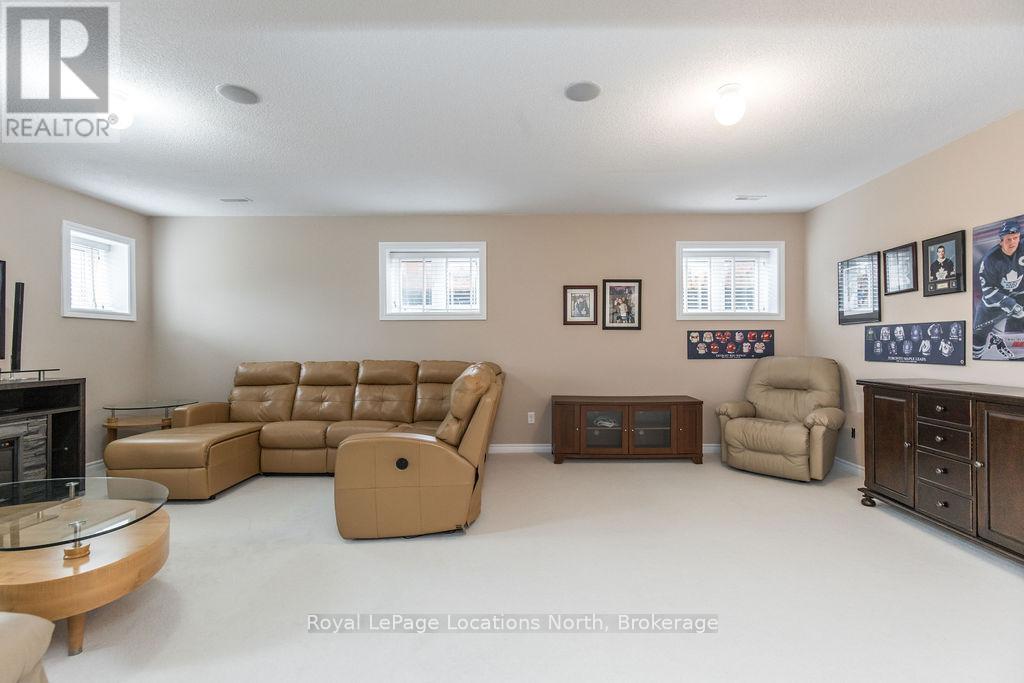 58 Waterview Road, Wasaga Beach, Ontario  L9Z 0E9 - Photo 27 - S12082561