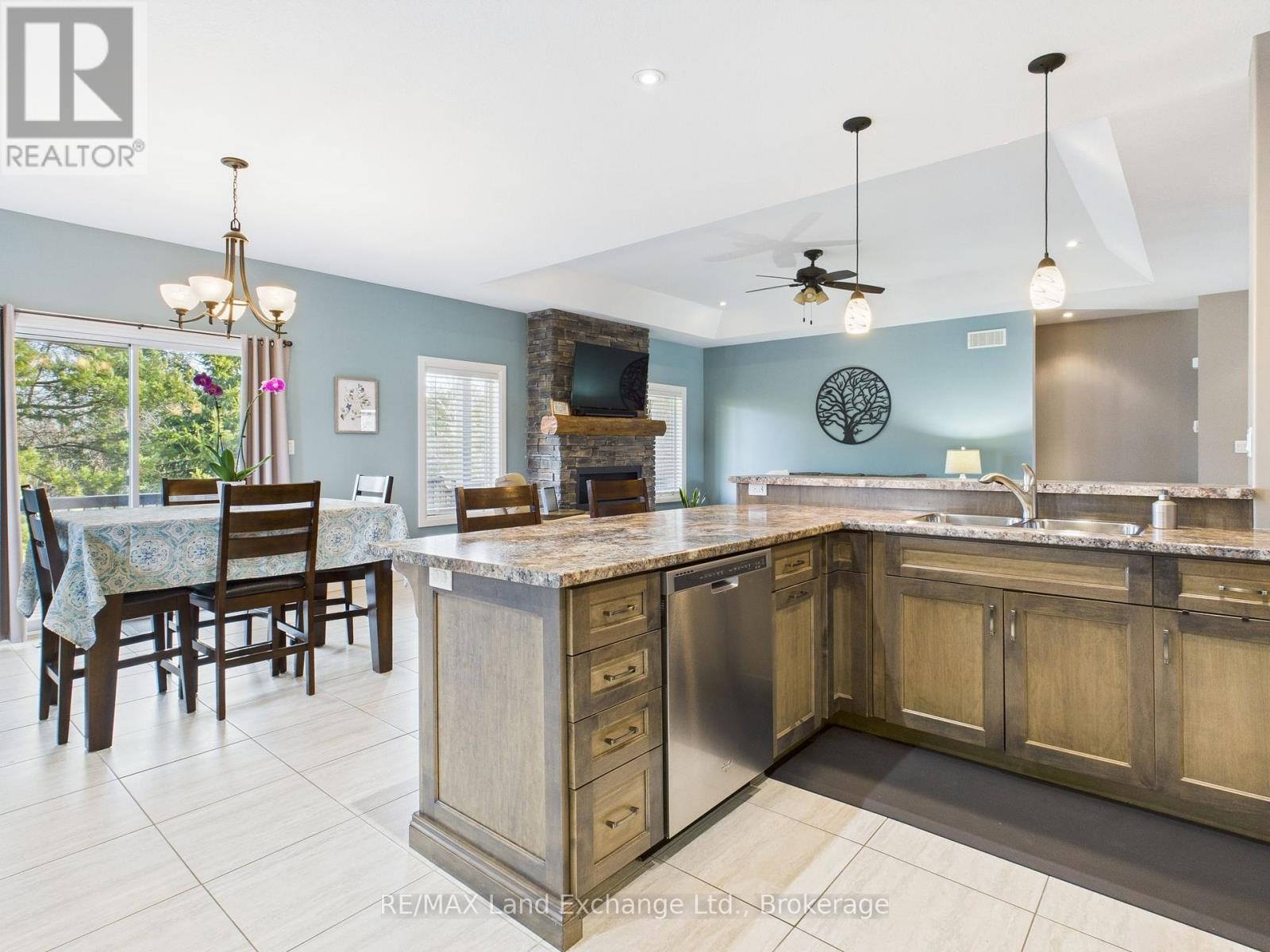 441 Mccullough Crescent, Kincardine, Ontario  N2Z 0A8 - Photo 20 - X12082564