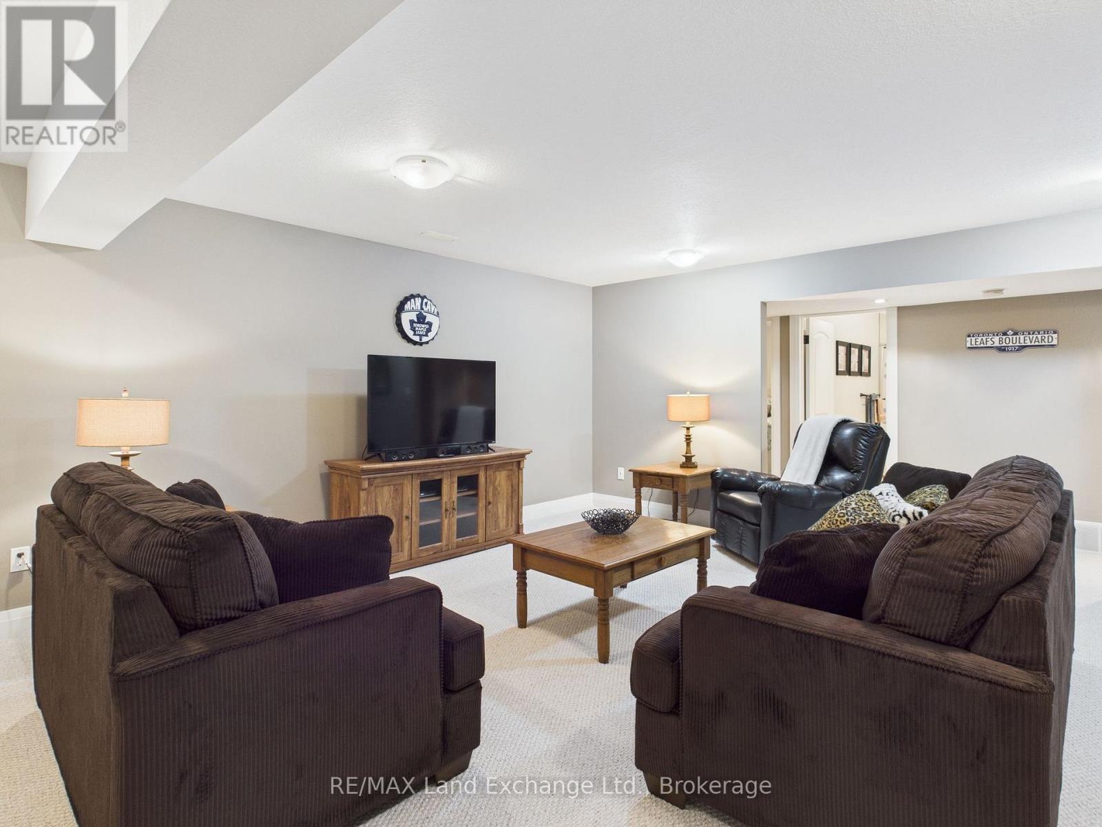 441 Mccullough Crescent, Kincardine, Ontario  N2Z 0A8 - Photo 25 - X12082564
