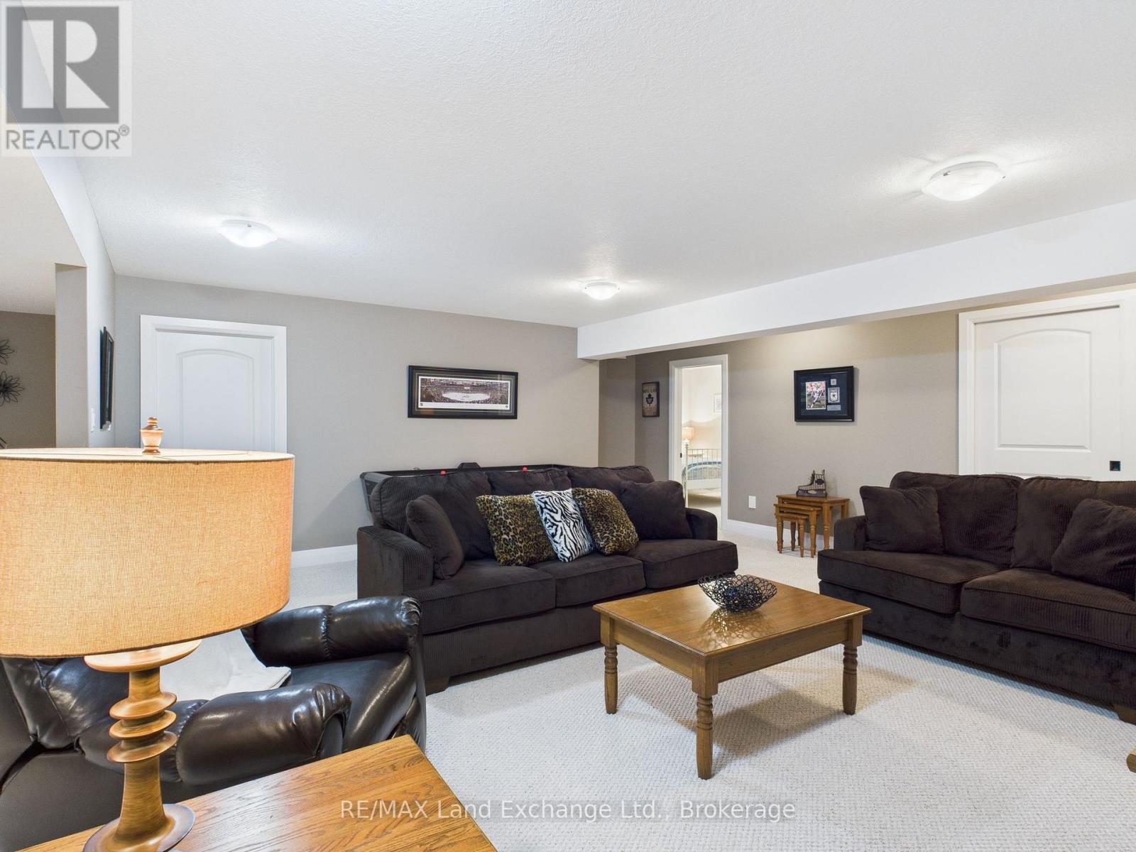 441 Mccullough Crescent, Kincardine, Ontario  N2Z 0A8 - Photo 26 - X12082564