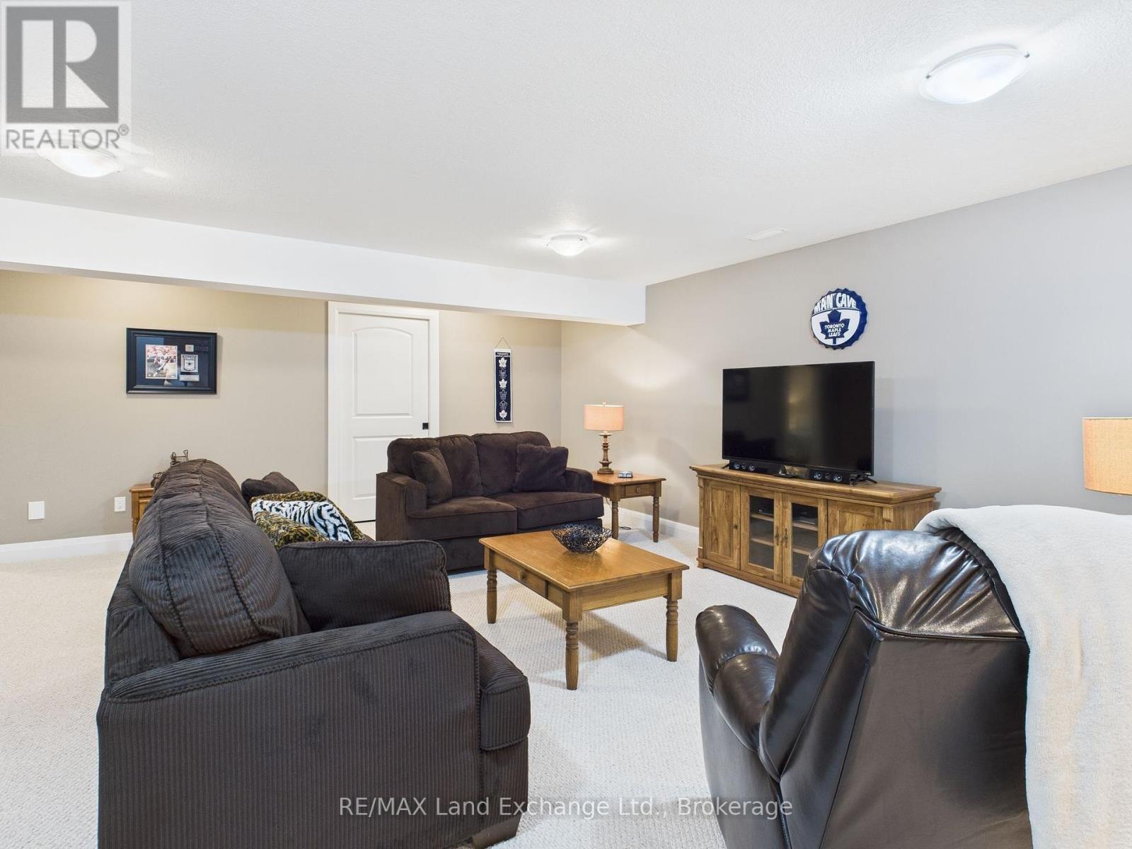 441 Mccullough Crescent, Kincardine, Ontario  N2Z 0A8 - Photo 27 - X12082564
