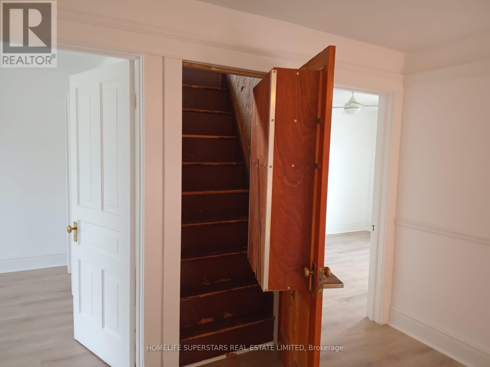 103 Arden Avenue, Newmarket, Ontario  L3Y 4H7 - Photo 5 - N12082553