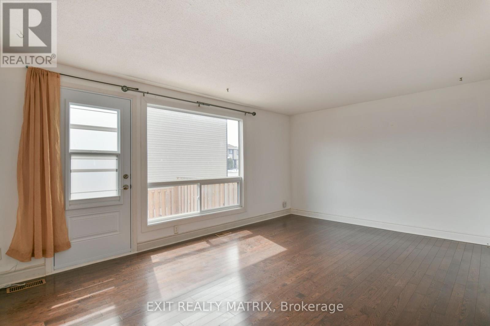 10 - 7860 Jeanne D'arc Boulevard N, Ottawa, Ontario  K1C 2E9 - Photo 7 - X12082584