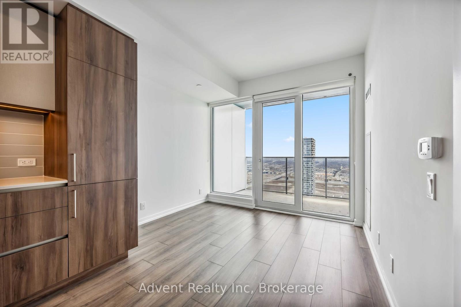 5505 - 7890 Jane Street, Vaughan, Ontario  L4K 0K9 - Photo 9 - N12082577