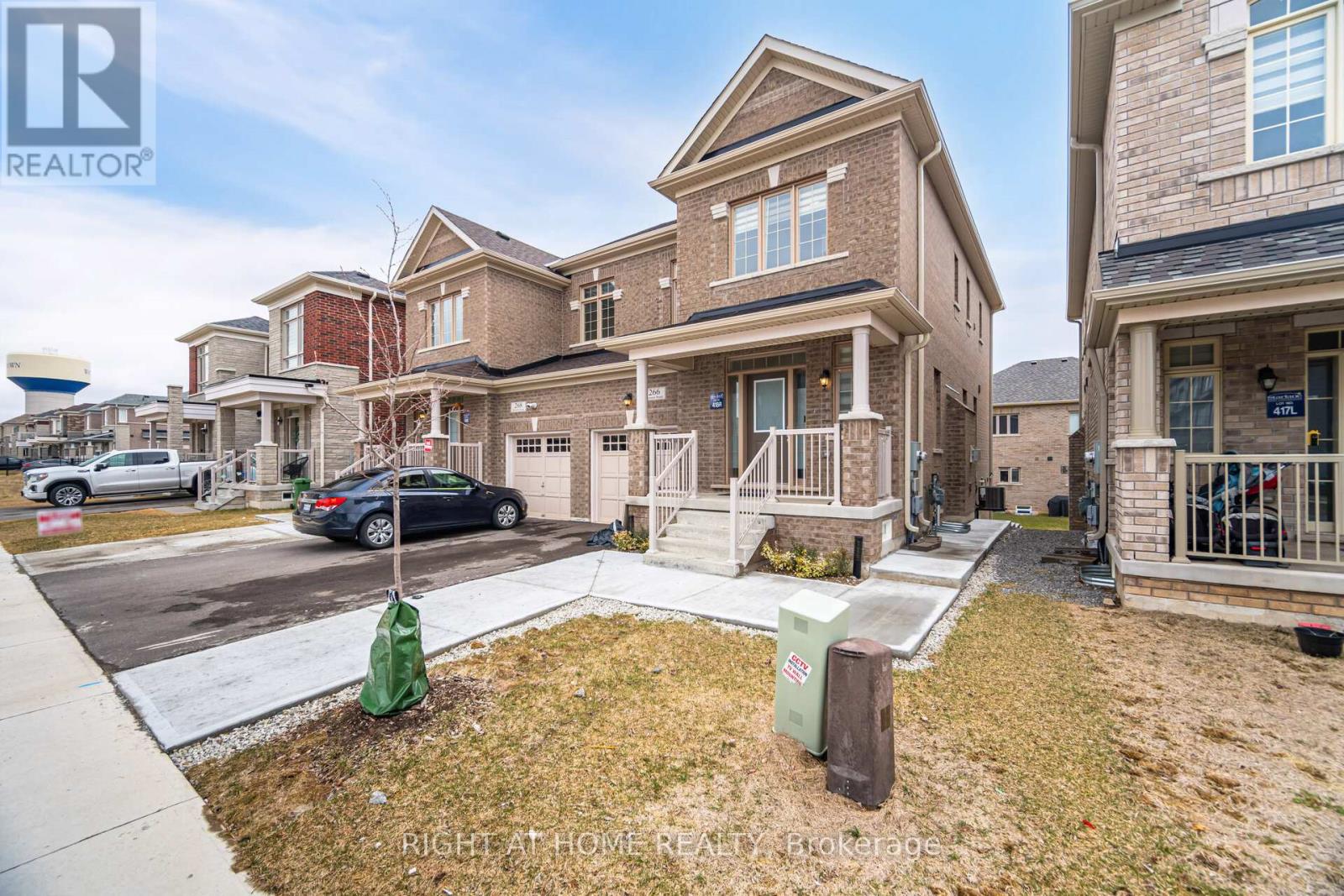 266 SKINNER ROAD, Hamilton, Ontario