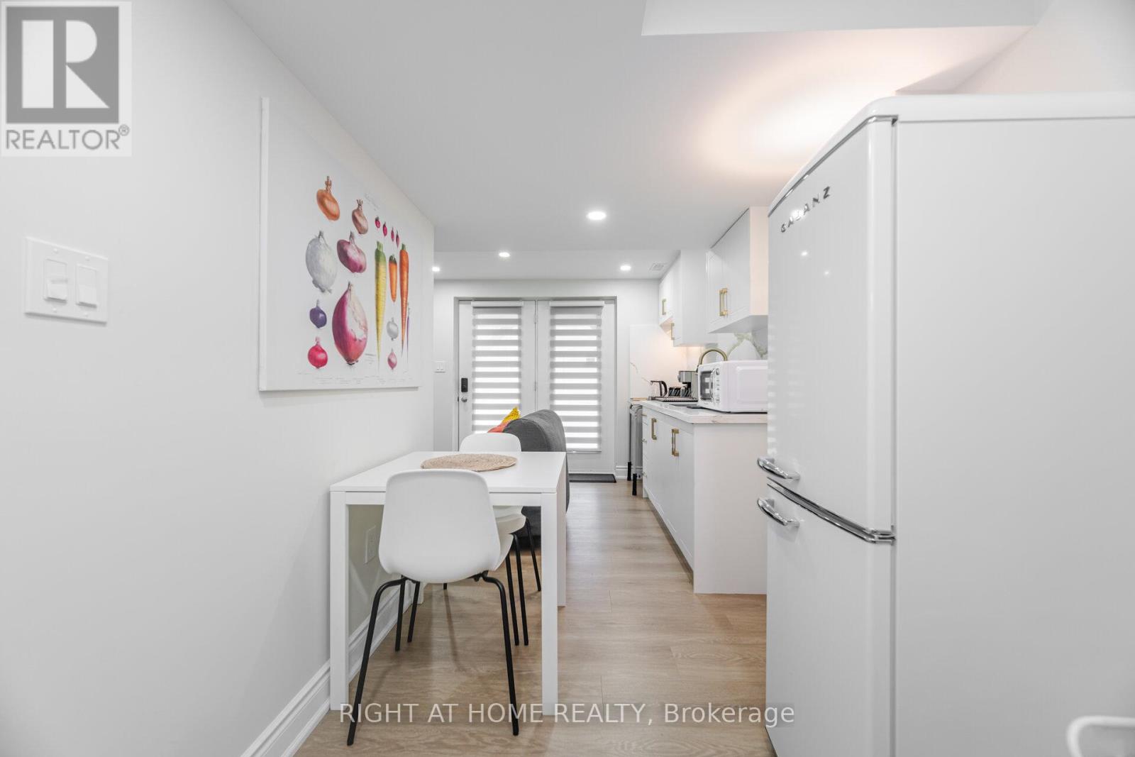 266 Skinner Road, Hamilton, Ontario  L0R 2H1 - Photo 35 - X12081567