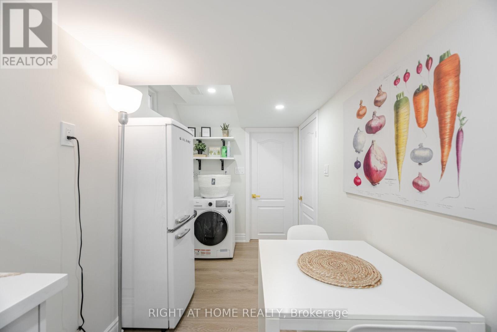 266 Skinner Road, Hamilton, Ontario  L0R 2H1 - Photo 36 - X12081567