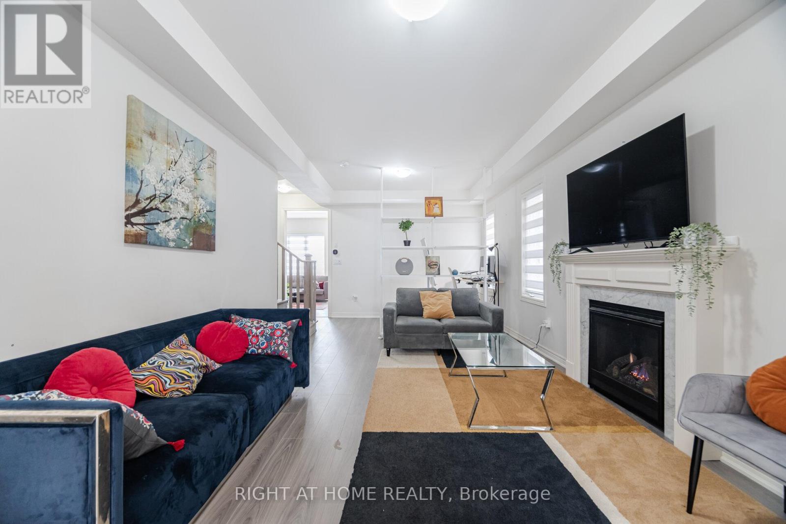 266 Skinner Road, Hamilton, Ontario  L0R 2H1 - Photo 5 - X12081567