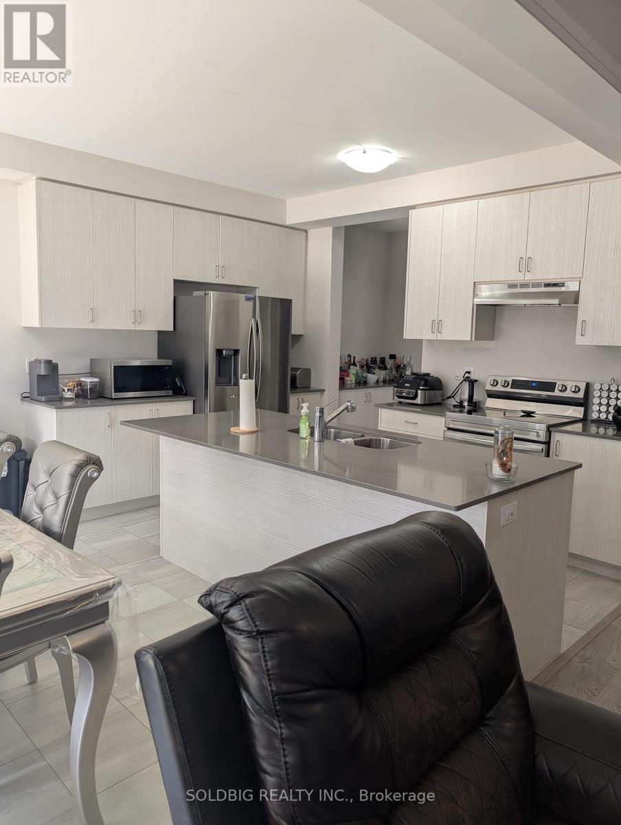 50 Prince Philip Boulevard, North Dumfries, Ontario  N0B 1E0 - Photo 4 - X12082578