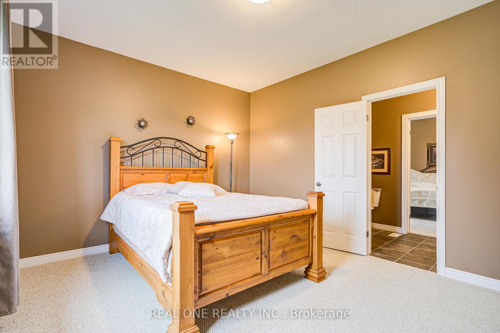 492 Scenic Drive, Brant, Ontario  N0E 1E0 - Photo 29 - X12082582