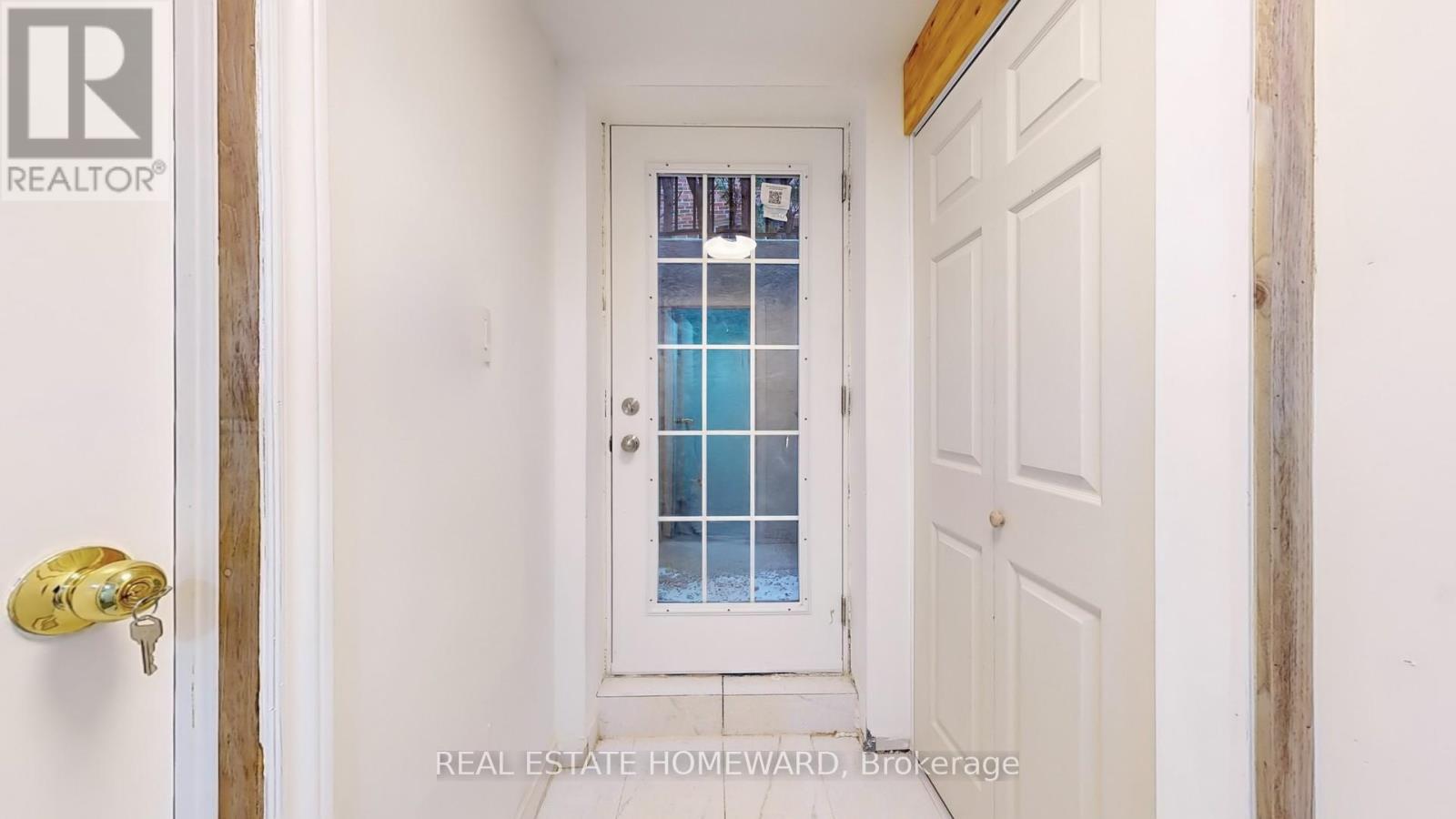 Lower - 62 Mcclenny Drive, Aurora, Ontario  L4G 5P5 - Photo 2 - N12061227