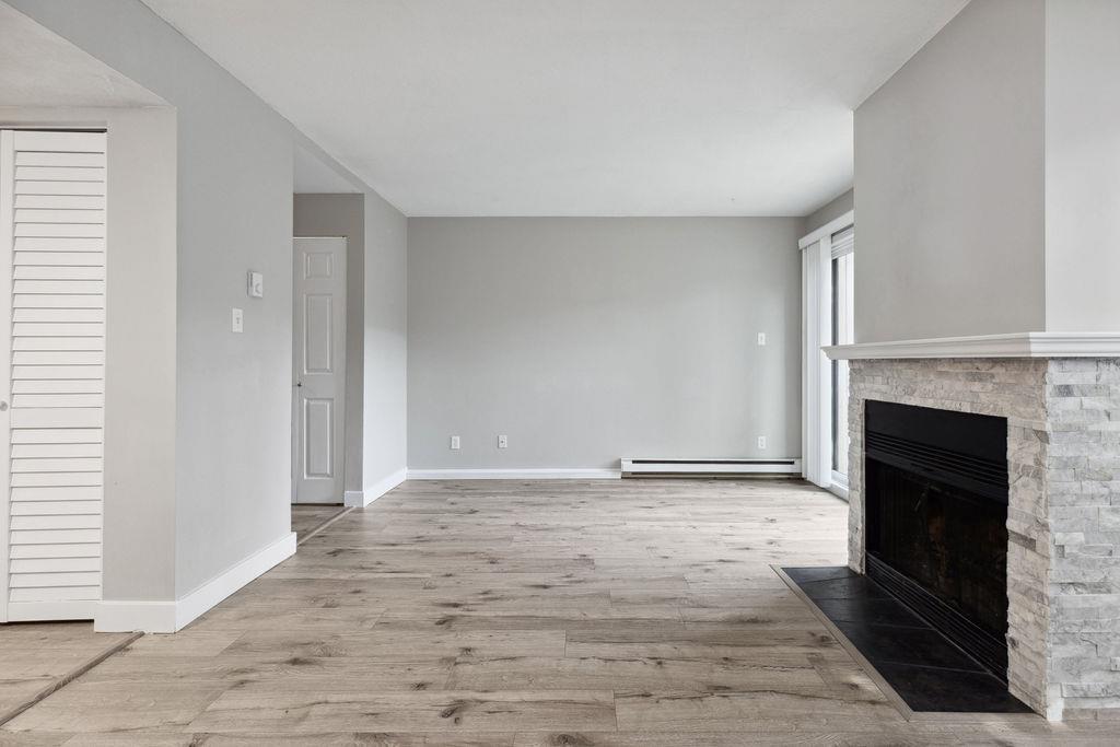Property at 153 27044 32 AVENUE image 4