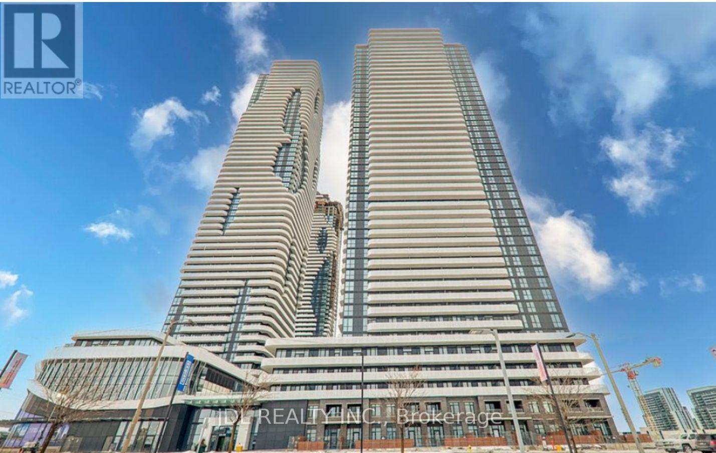 #1006 R1 - 195 Commerce St, Vaughan (Vaughan Corporate Centre), Ontario  L4K 5C3 - Photo 1 - N12082615