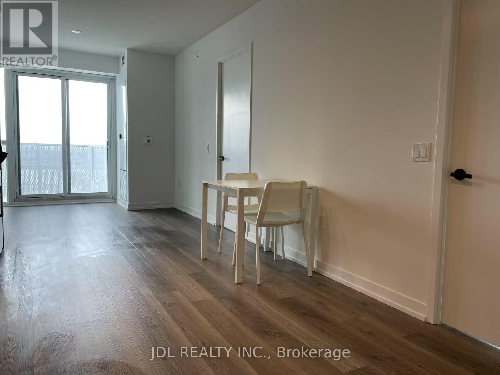 #1006 R1 - 195 Commerce St, Vaughan (Vaughan Corporate Centre), Ontario  L4K 5C3 - Photo 3 - N12082615