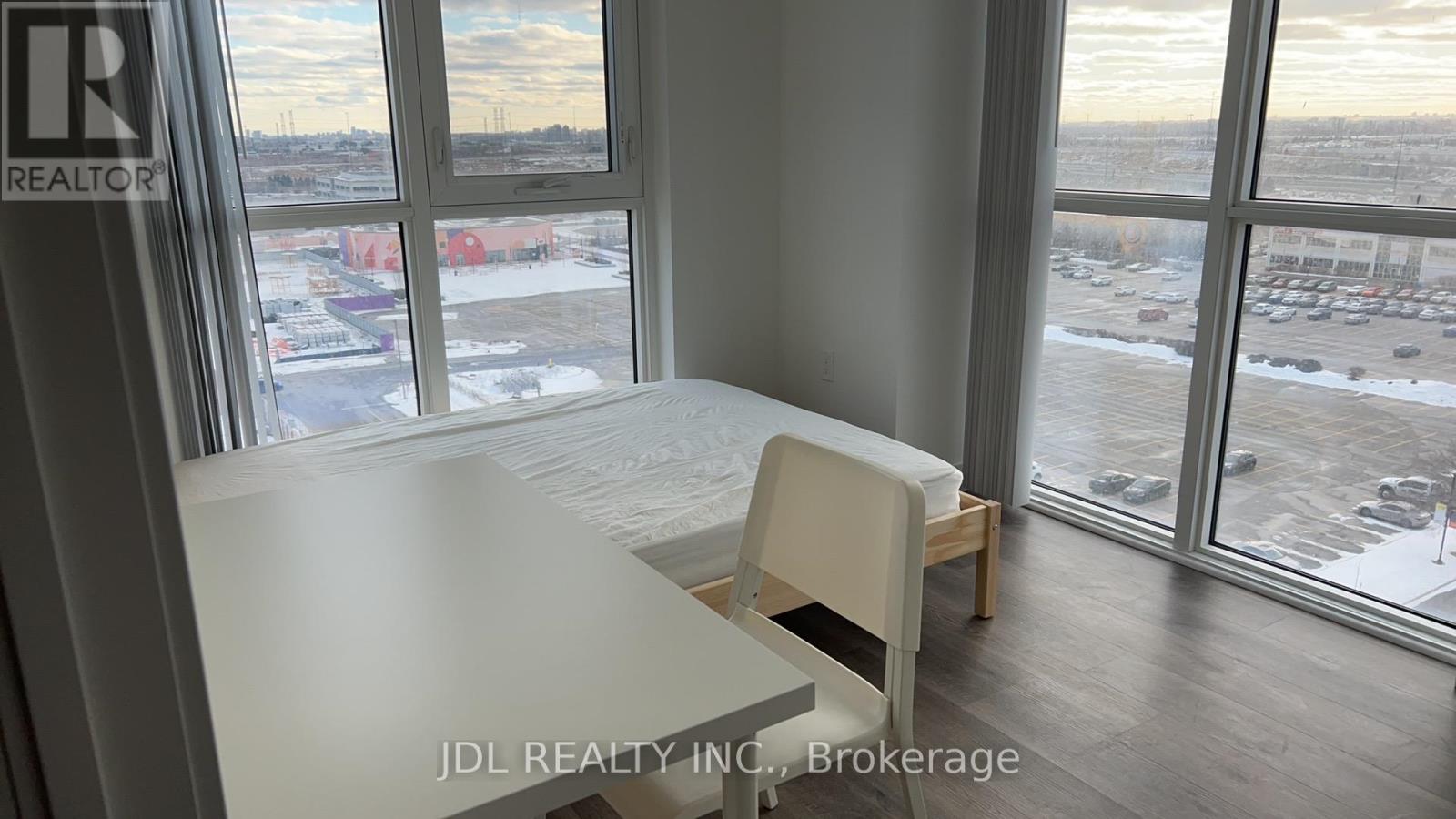 #1006 R1 - 195 Commerce St, Vaughan (Vaughan Corporate Centre), Ontario  L4K 5C3 - Photo 4 - N12082615
