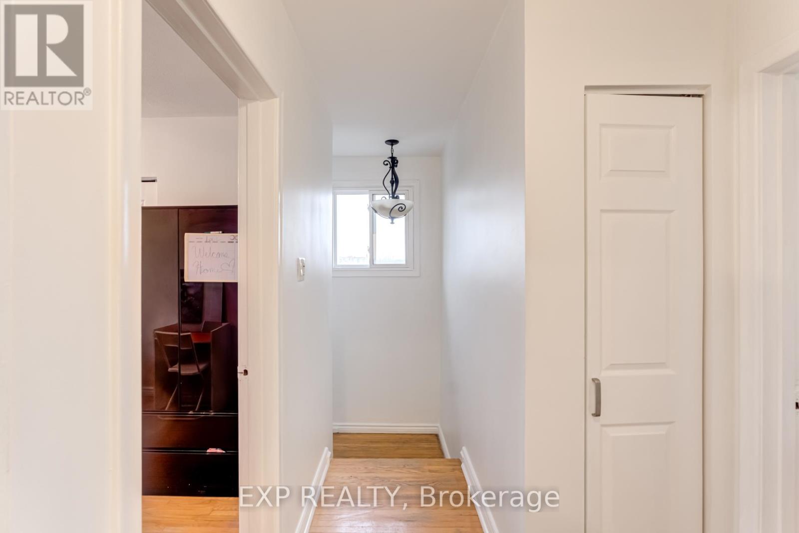 179 Lindylou Road, Toronto, Ontario  M9M 2B8 - Photo 23 - W12076960