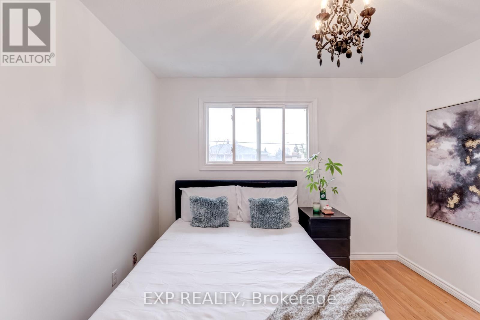 179 Lindylou Road, Toronto, Ontario  M9M 2B8 - Photo 25 - W12076960