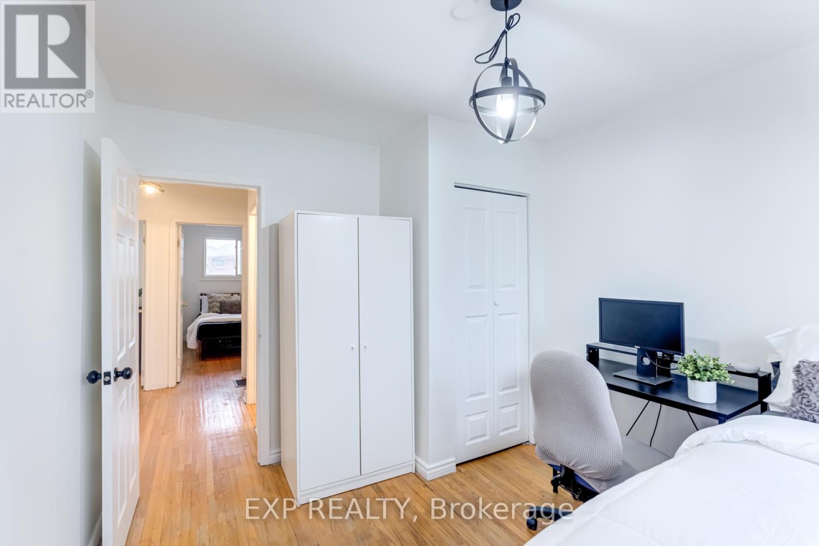 179 Lindylou Road, Toronto, Ontario  M9M 2B8 - Photo 34 - W12076960