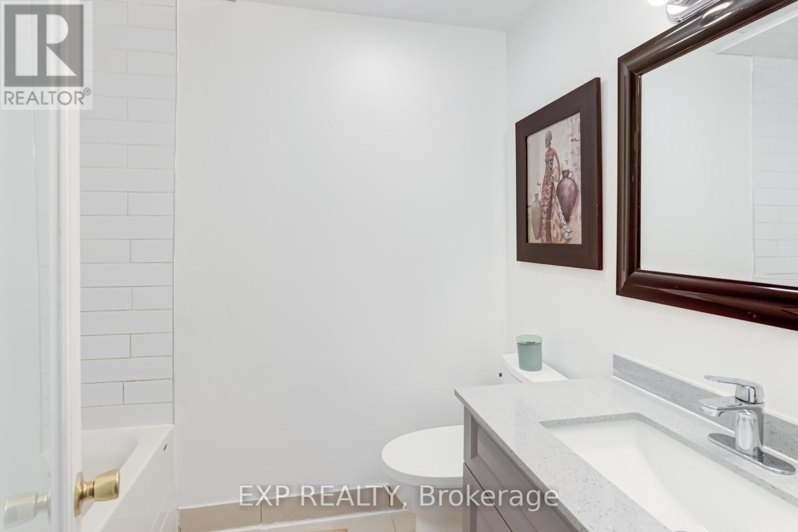 179 Lindylou Road, Toronto, Ontario  M9M 2B8 - Photo 35 - W12076960