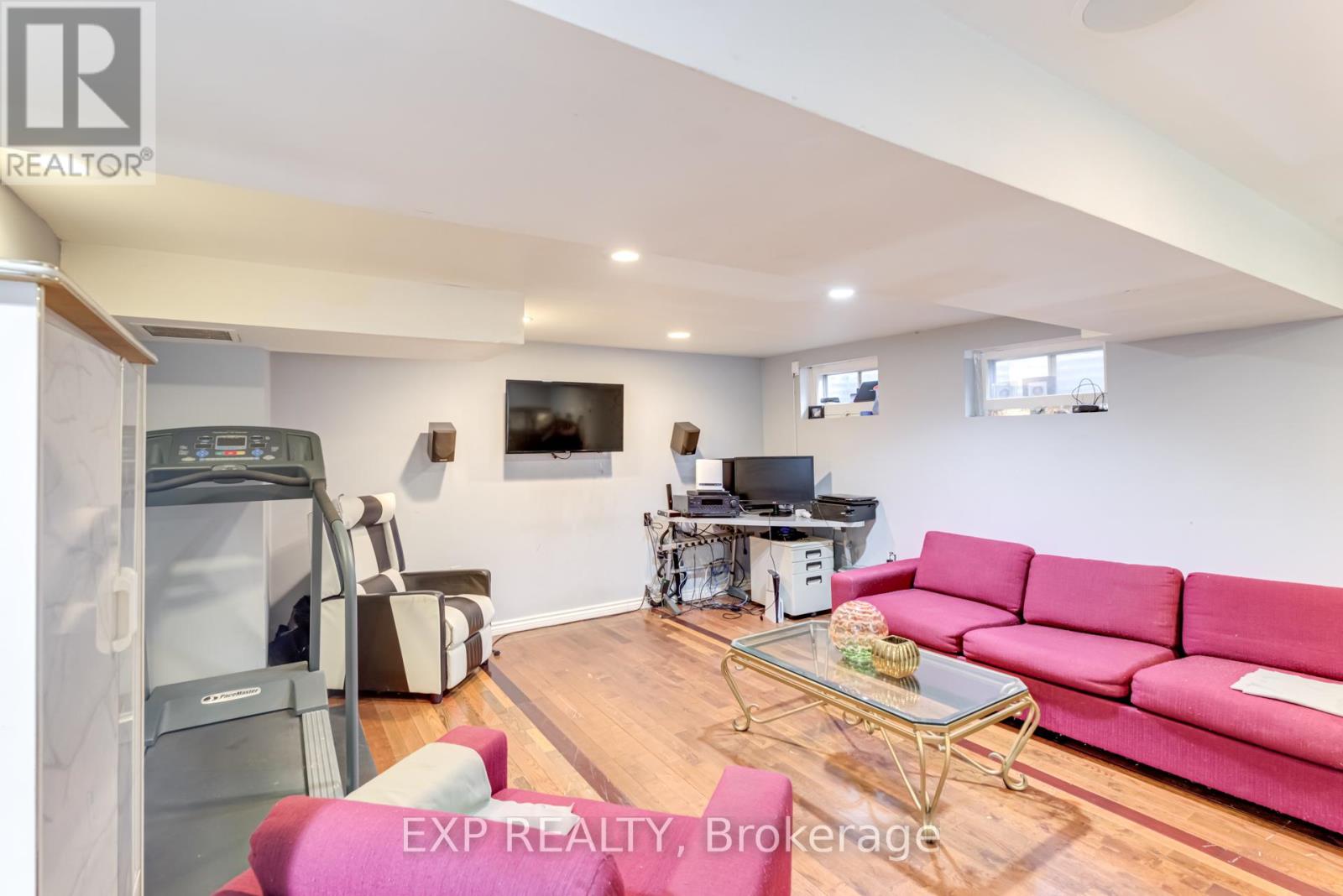179 Lindylou Road, Toronto, Ontario  M9M 2B8 - Photo 41 - W12076960