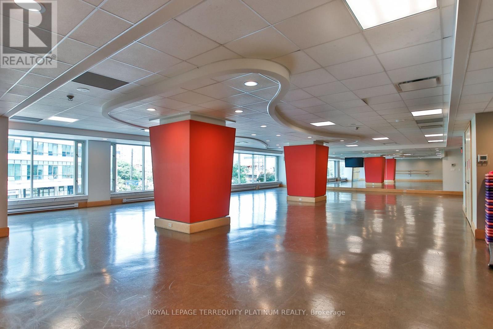 1008 - 10 Yonge Street, Toronto (Waterfront Communities), Ontario  M5E 1R4 - Photo 16 - C12082649