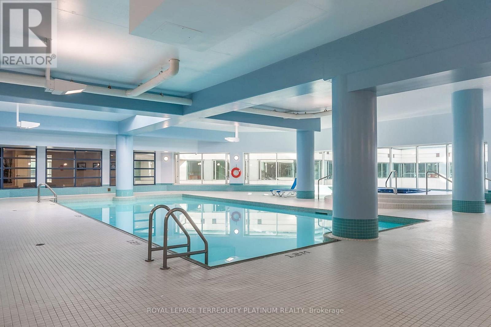 1008 - 10 Yonge Street, Toronto (Waterfront Communities), Ontario  M5E 1R4 - Photo 21 - C12082649