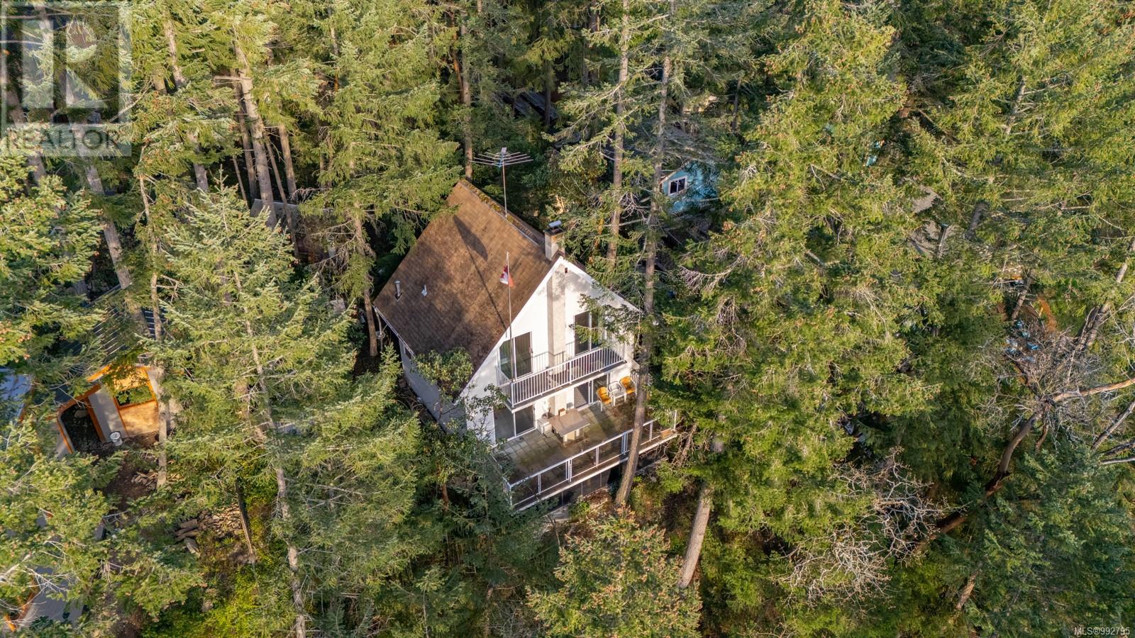 Property at 145 Pirates Lane image 4