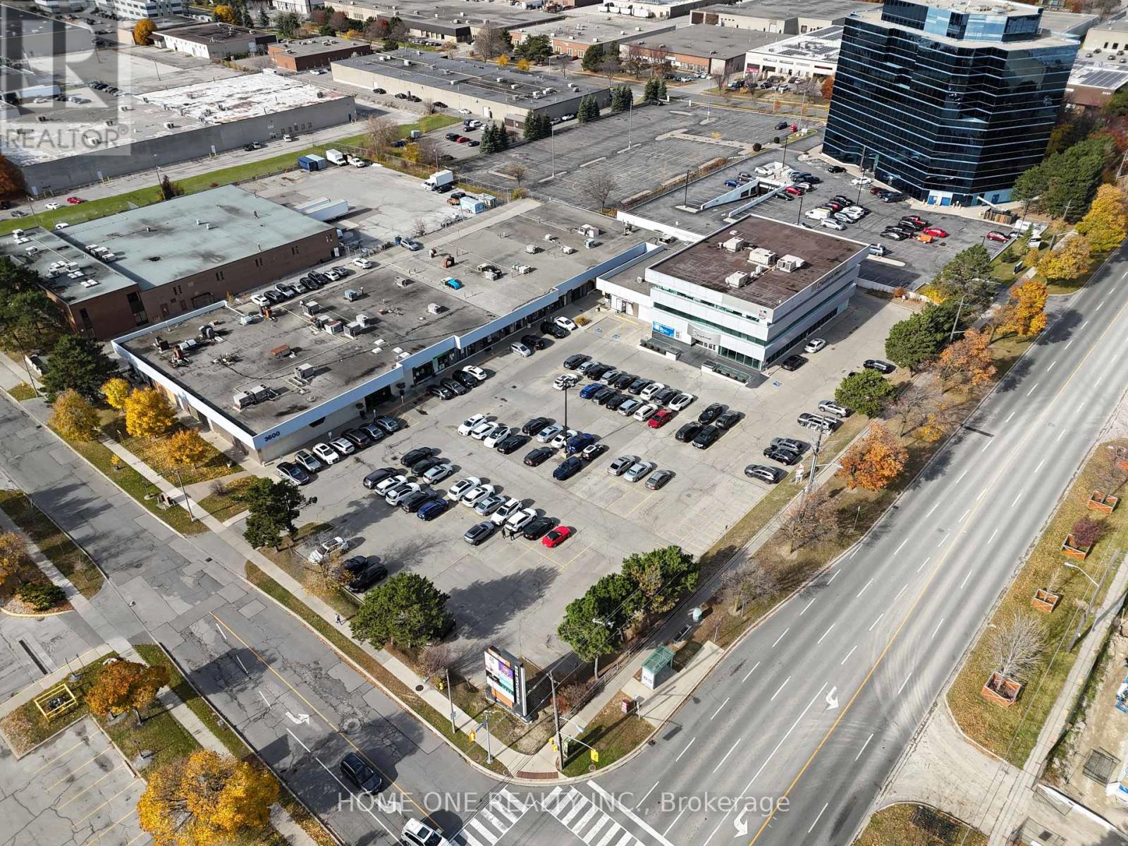 301 - 3640 Victoria Park Avenue, Toronto, Ontario  M2H 3B2 - Photo 1 - C12082655