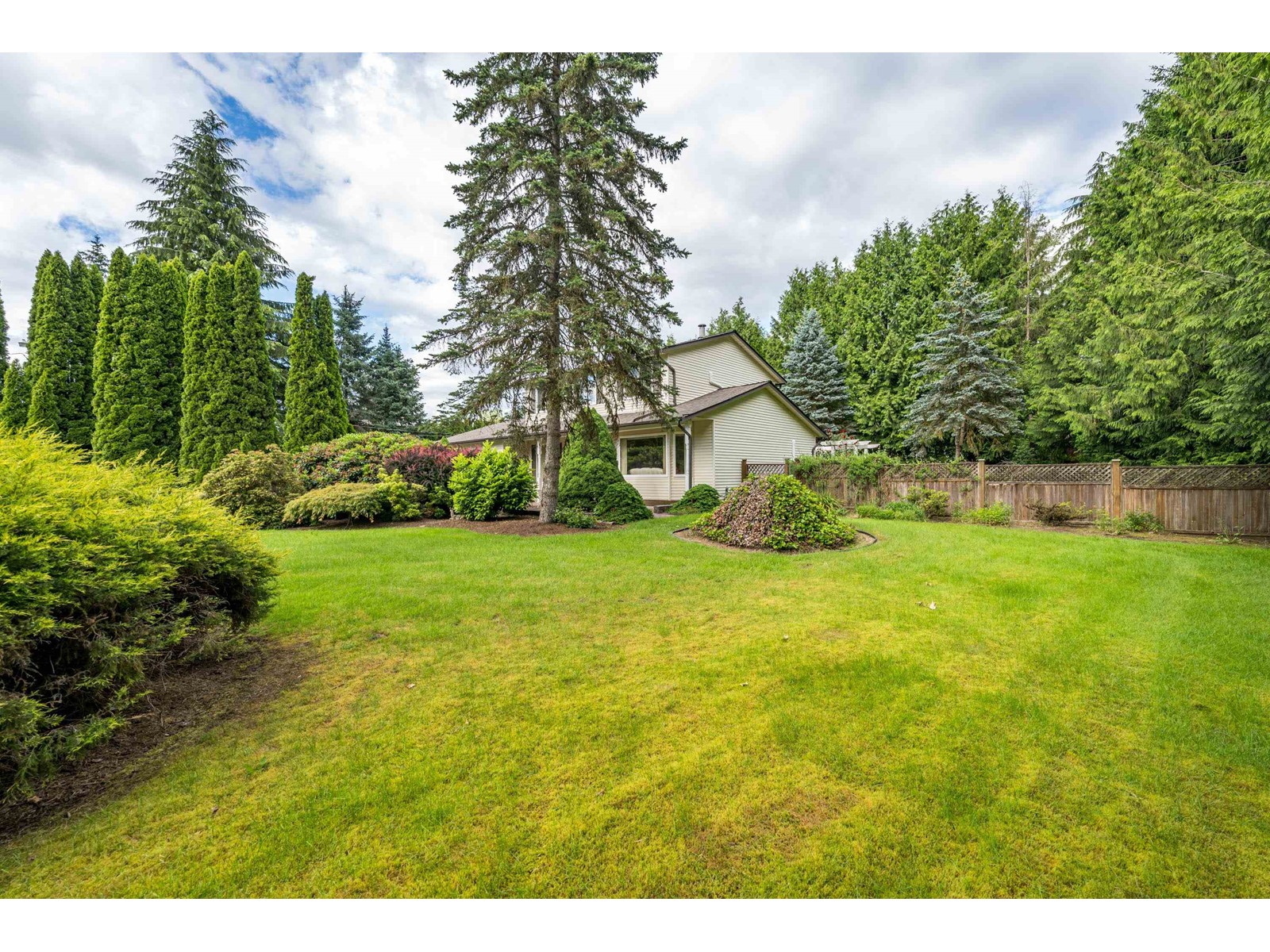 8222 197 Street, Langley, British Columbia  V2Y 1Z1 - Photo 31 - R2989987