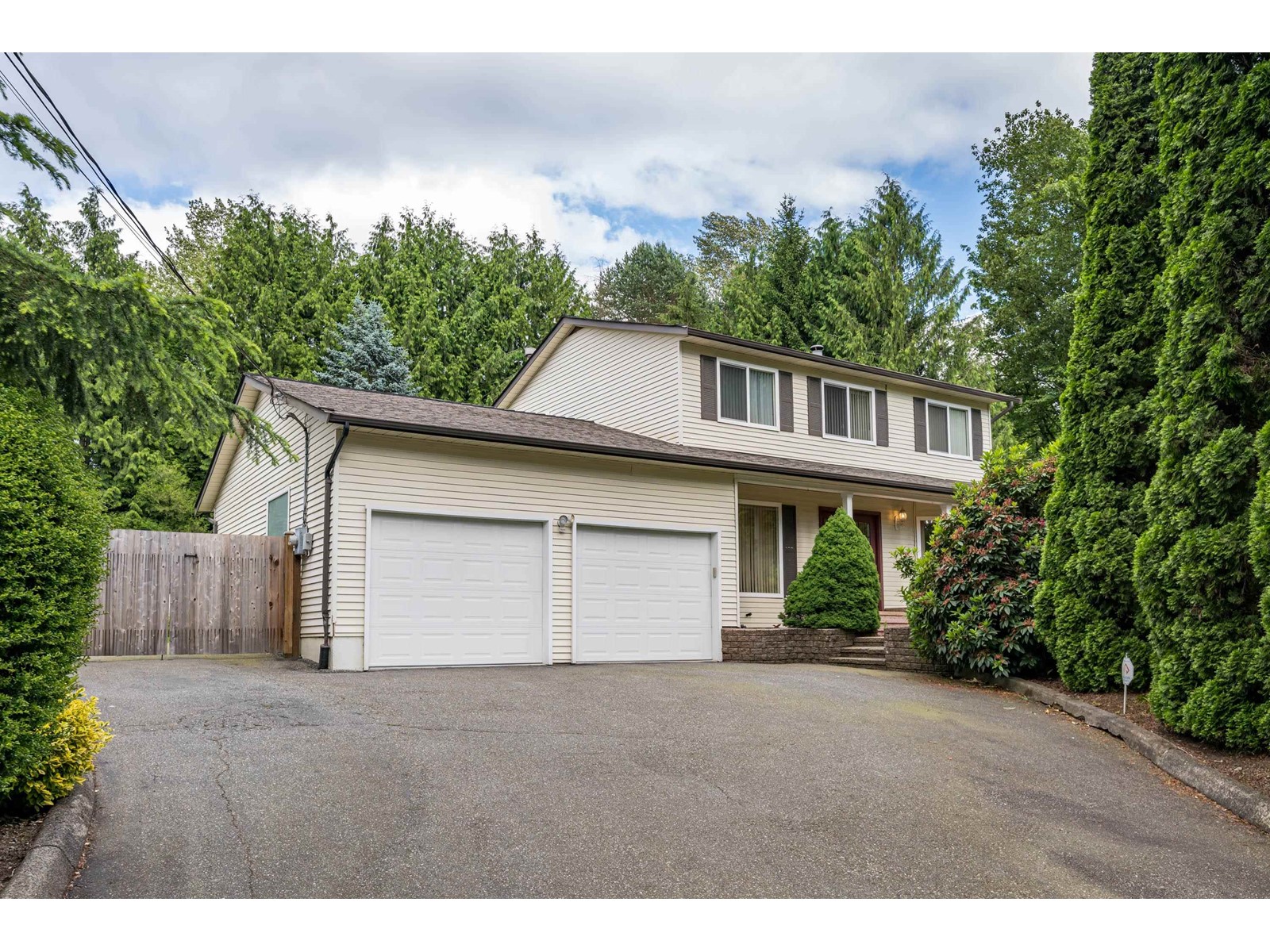 Property at 8222 197 STREET image 1