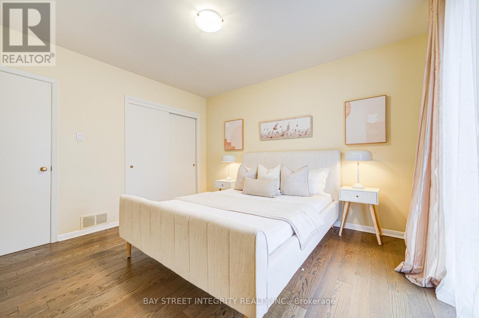 60 Foursome Crescent, Toronto, Ontario  M2P 1W3 - Photo 21 - C12082706