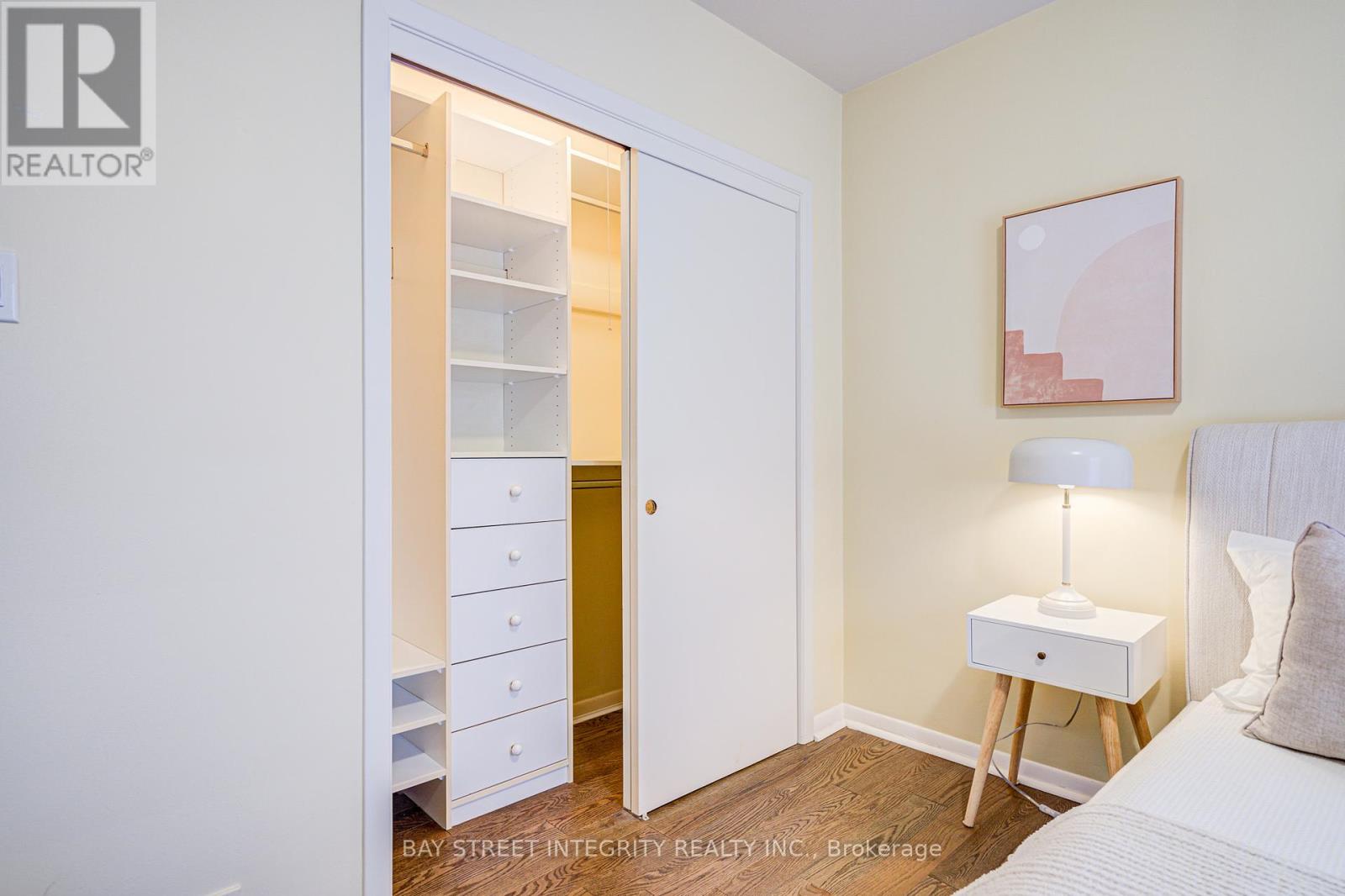 60 Foursome Crescent, Toronto, Ontario  M2P 1W3 - Photo 22 - C12082706