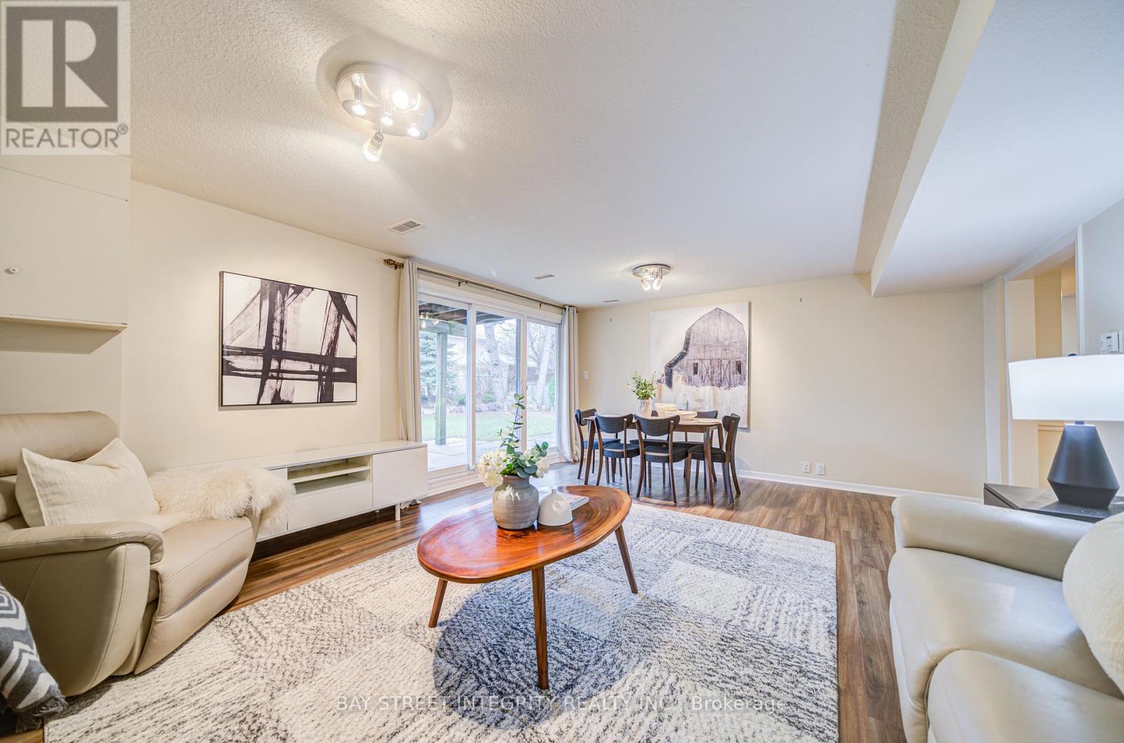 60 Foursome Crescent, Toronto, Ontario  M2P 1W3 - Photo 32 - C12082706