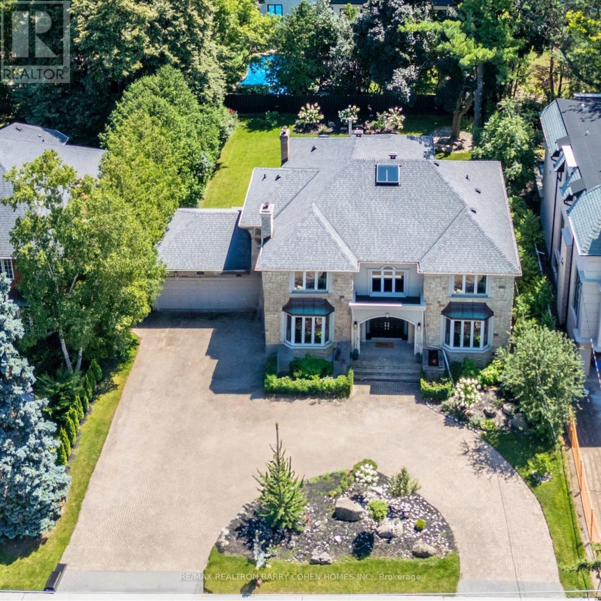Property at 151 HIGHLAND CRESCENT S image 2