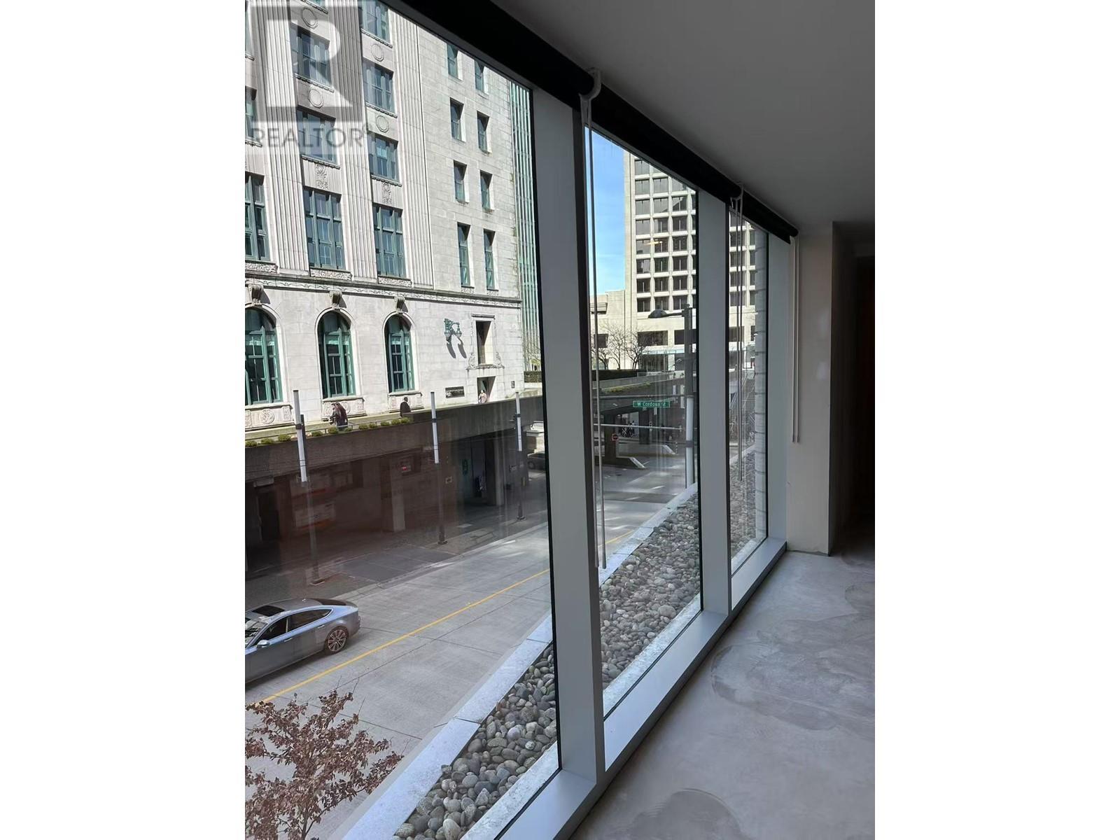 Listing Picture 22 of 31 : 350 320 GRANVILLE STREET, Vancouver / 溫哥華 - 魯藝地產 Yvonne Lu Group - MLS Medallion Club Member