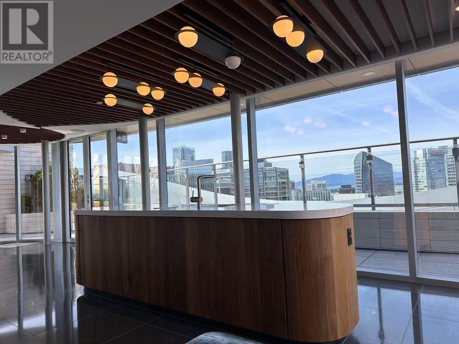 Listing Picture 17 of 31 : 350 320 GRANVILLE STREET, Vancouver / 溫哥華 - 魯藝地產 Yvonne Lu Group - MLS Medallion Club Member