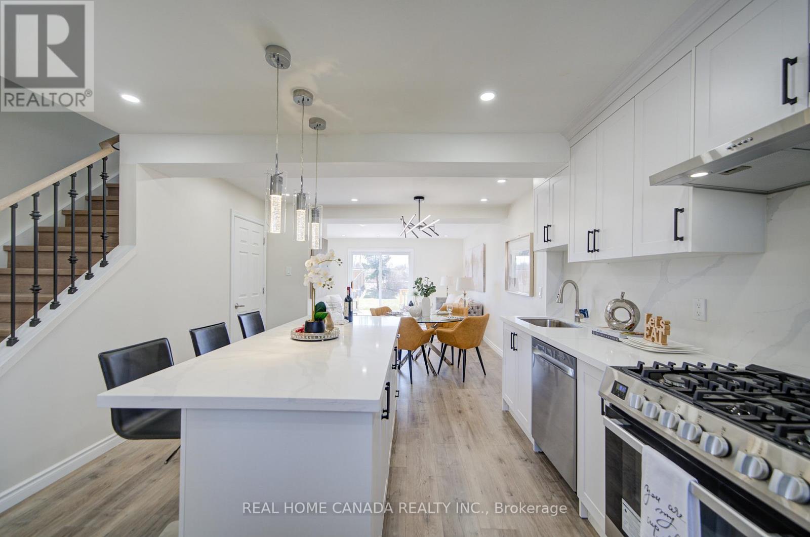 Property at 863 DERRY COURT image 3