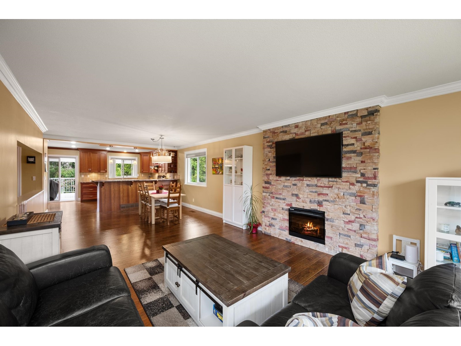 16199 13 Avenue, Surrey, British Columbia  V4A 6W3 - Photo 4 - R2987797