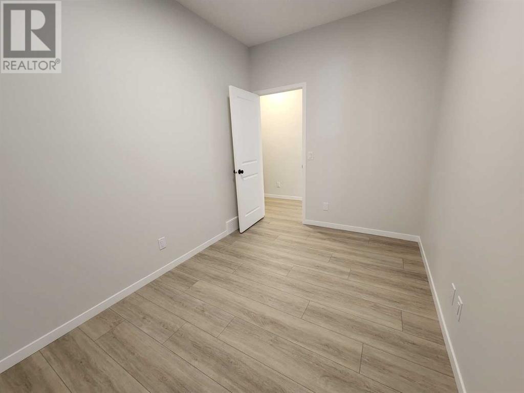 Property at 193 Lucas Place NW image 4