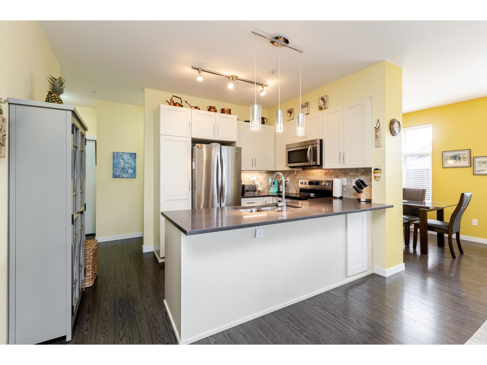 411 2855 156 Street, Surrey, British Columbia  V3Z 3Y3 - Photo 4 - R2988739