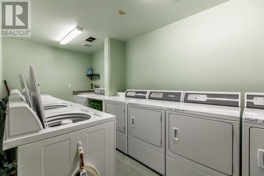 Listing Picture 17 of 30 : 205 3875 W 4TH AVENUE, Vancouver / 溫哥華 - 魯藝地產 Yvonne Lu Group - MLS Medallion Club Member