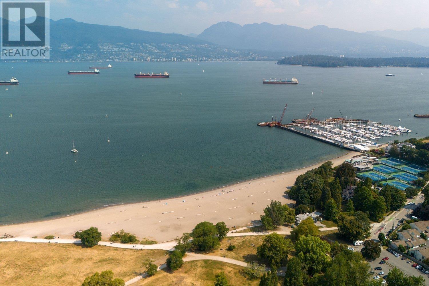 Listing Picture 30 of 30 : 205 3875 W 4TH AVENUE, Vancouver / 溫哥華 - 魯藝地產 Yvonne Lu Group - MLS Medallion Club Member